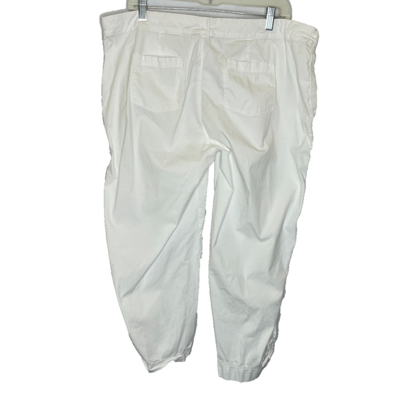 Women's XXL Fresh Produce White Ruched Cotton Pull On Cropped Pants Capris - Picture 3 of 5